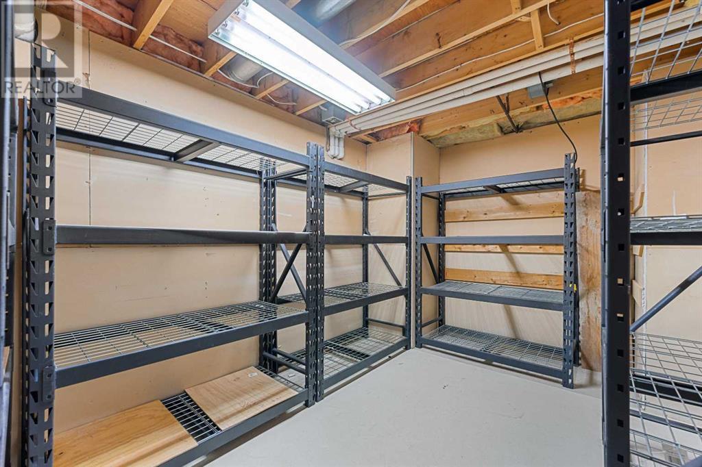 Single Family House for Sale in  Scenic Way NW Scenic Acres Calgary 
