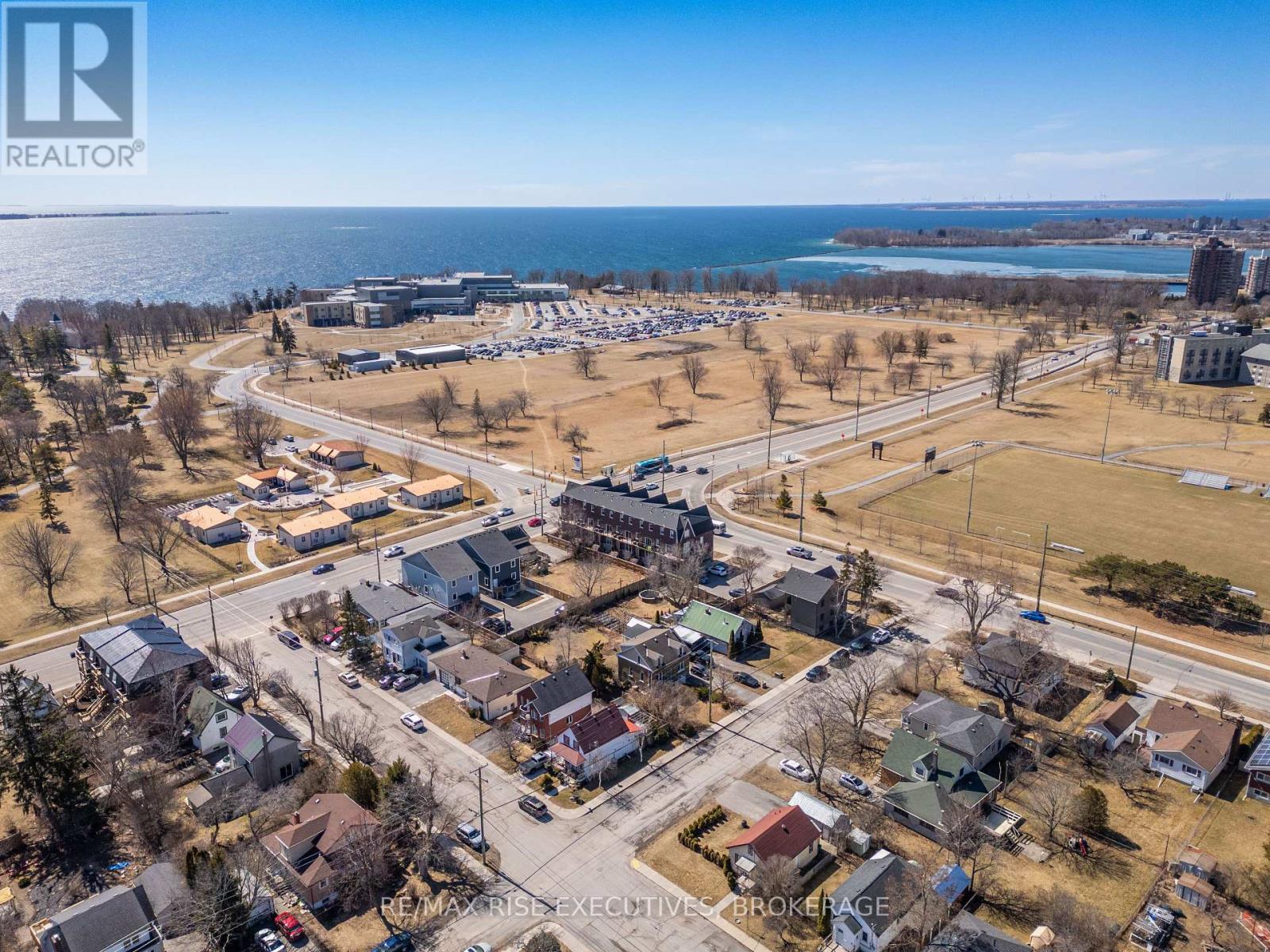 Photo 12 of 789 King Street W, Kingston ON