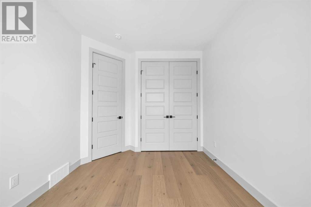Single Family House for Sale in   Avenue SW Richmond Calgary 