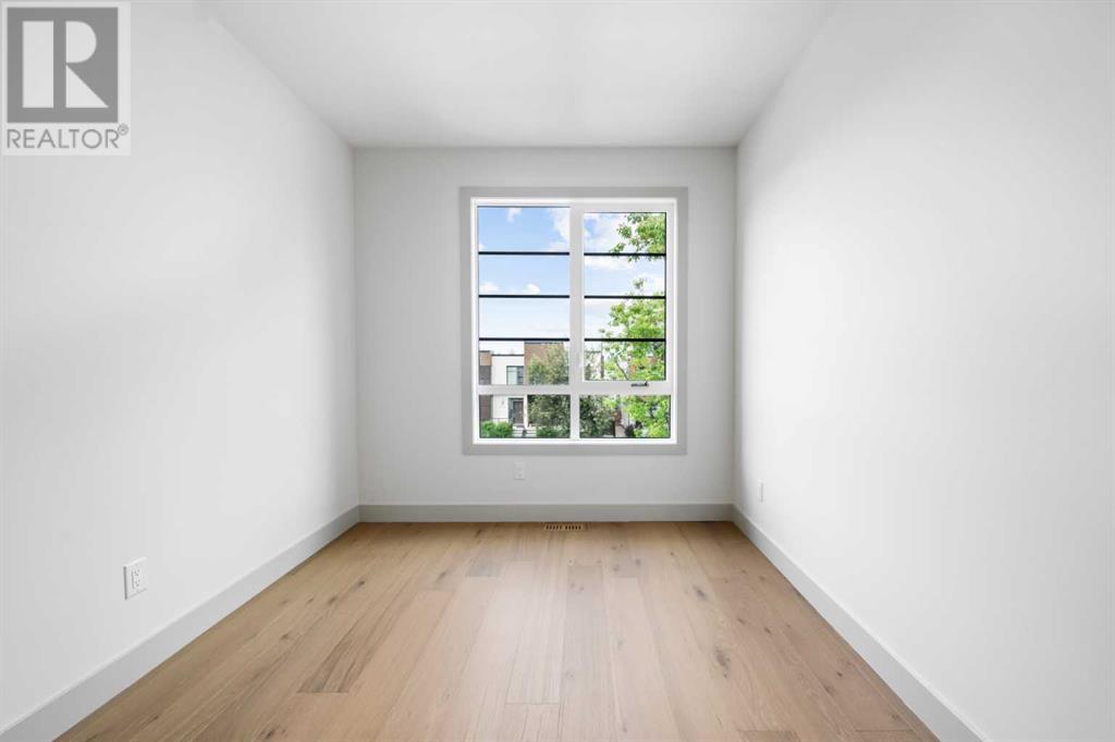 Single Family House for Sale in   Avenue SW Richmond Calgary 