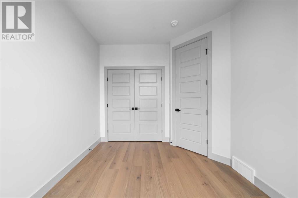 Single Family House for Sale in   Avenue SW Richmond Calgary 