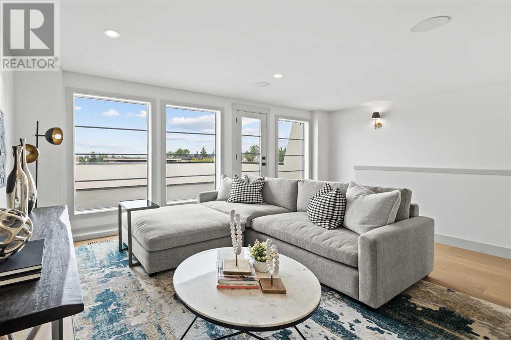 Single Family House for Sale in   Avenue SW Richmond Calgary 