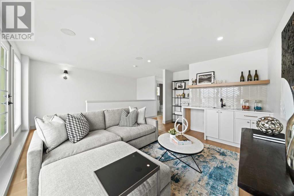 Single Family House for Sale in   Avenue SW Richmond Calgary 