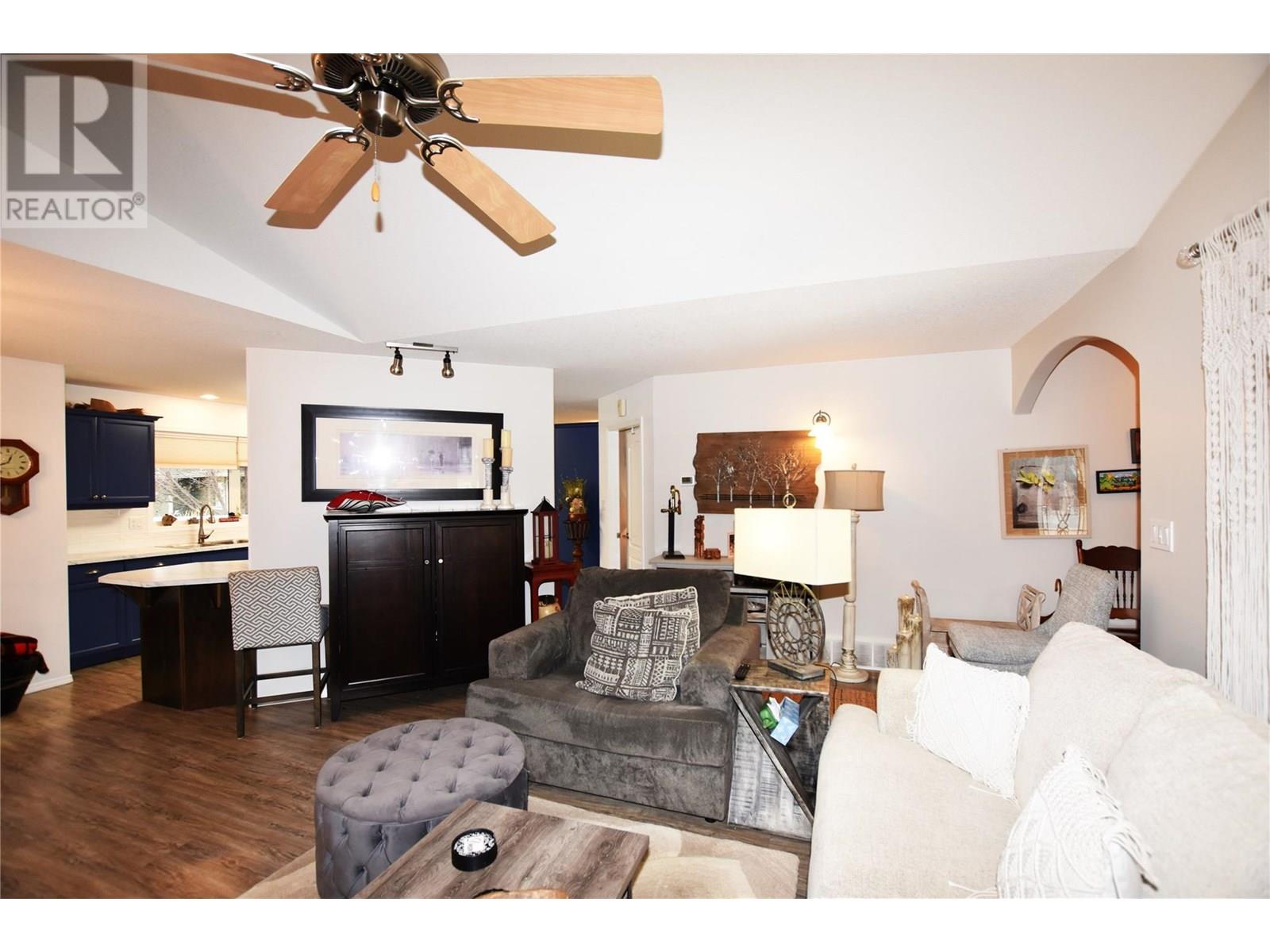  606 Nighthawk Avenue, Vernon