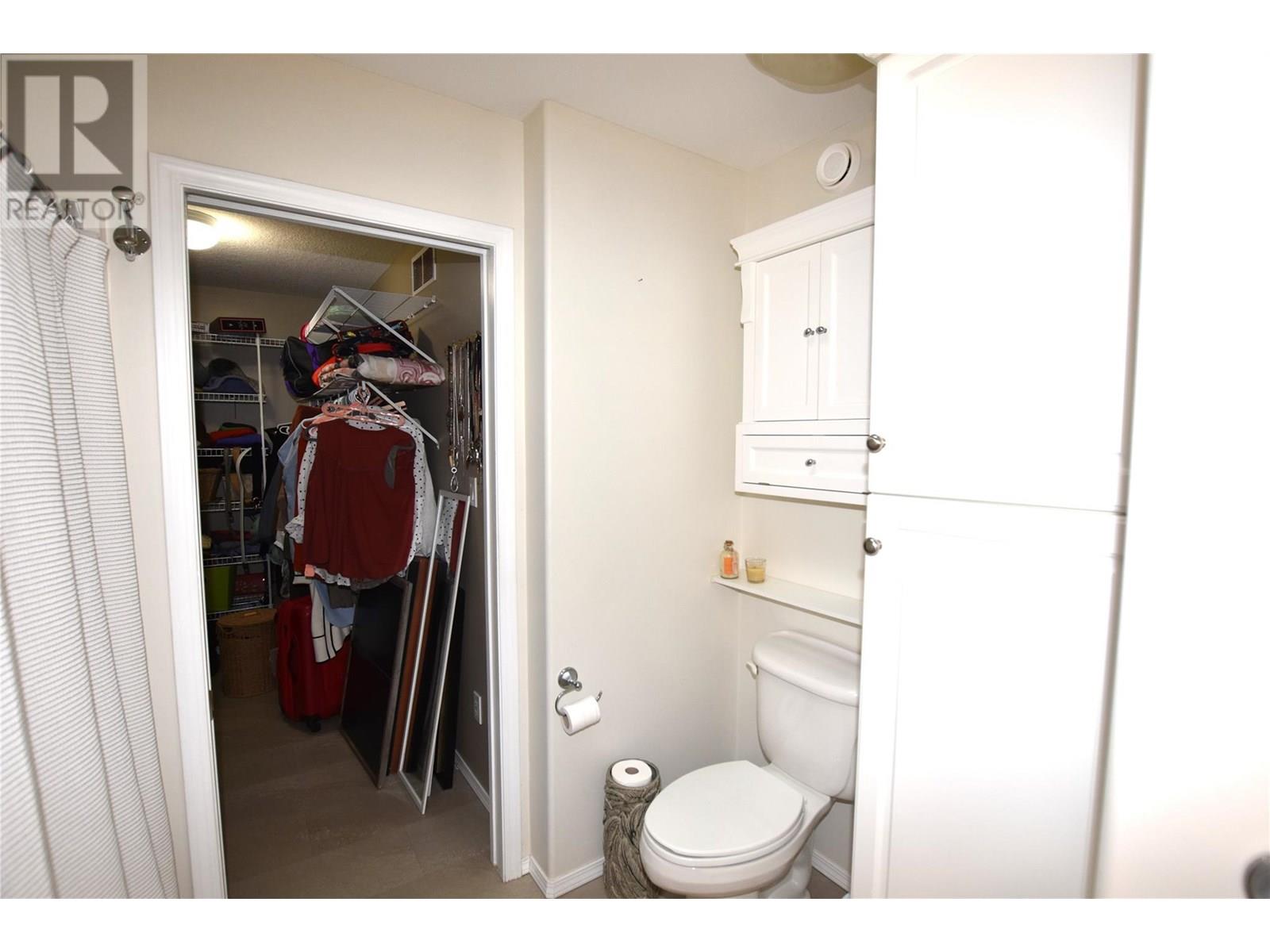  606 Nighthawk Avenue, Vernon