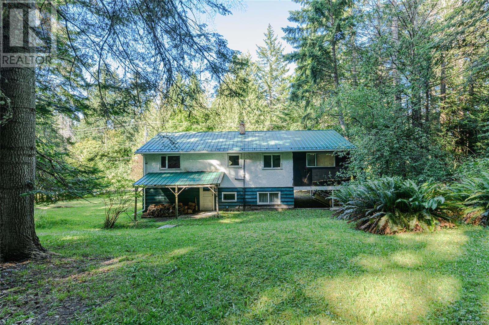 535 Rainbow Rd, Salt Spring
