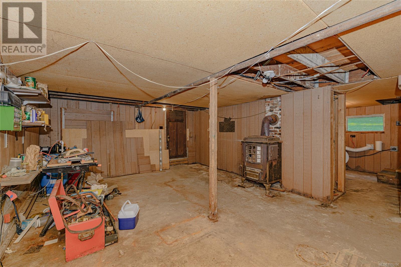 535 Rainbow Rd, Salt Spring