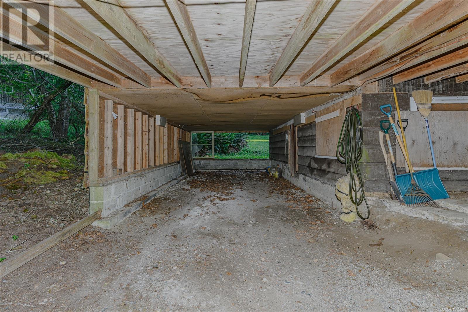 535 Rainbow Rd, Salt Spring