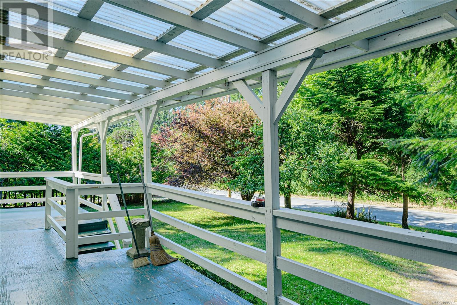 535 Rainbow Rd, Salt Spring