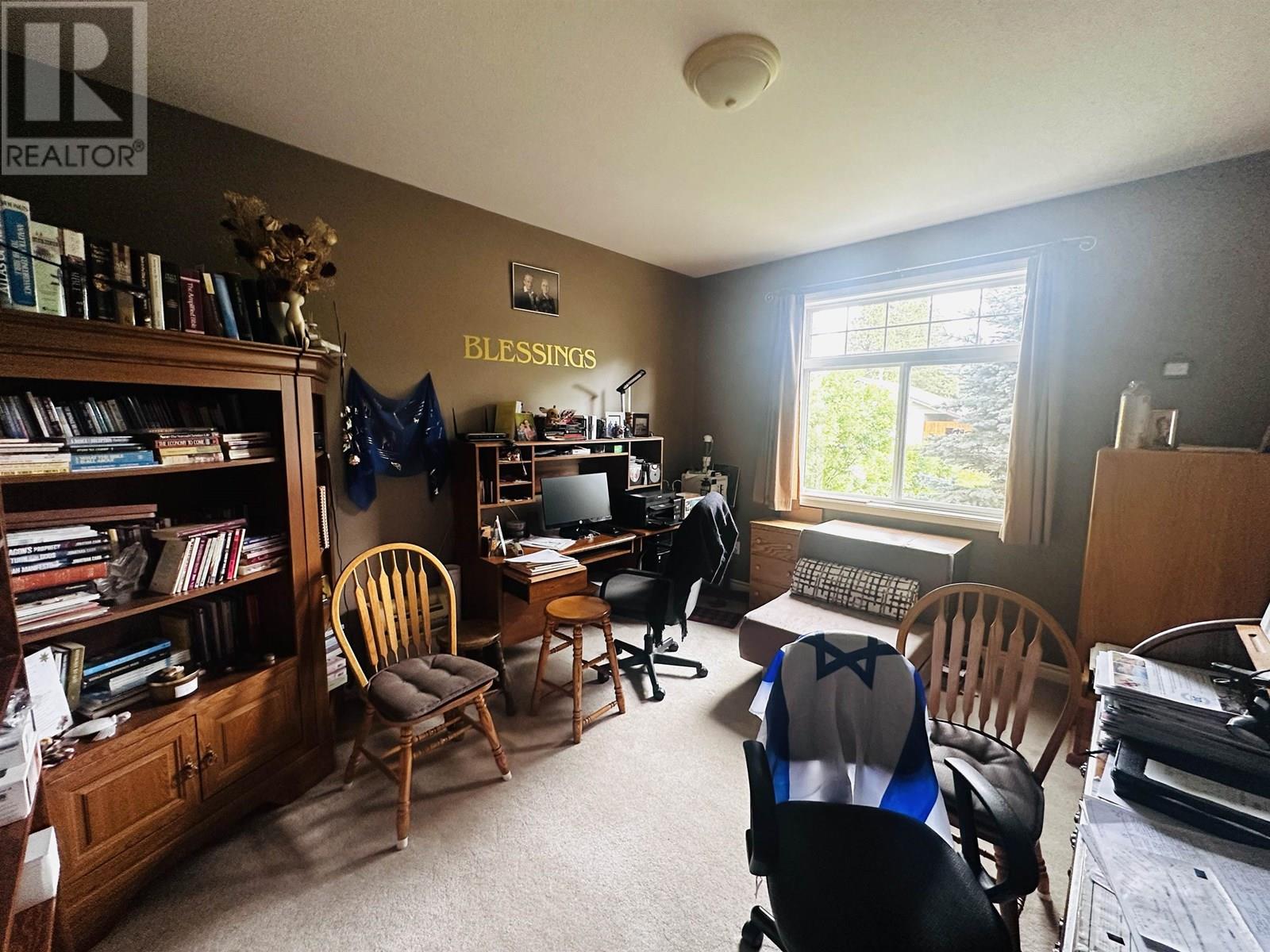 286 PIONEER WAY - 27