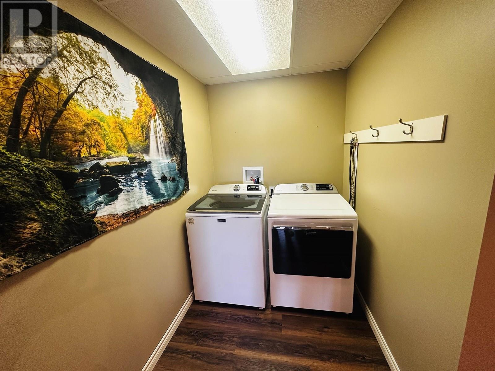 286 PIONEER WAY - 39