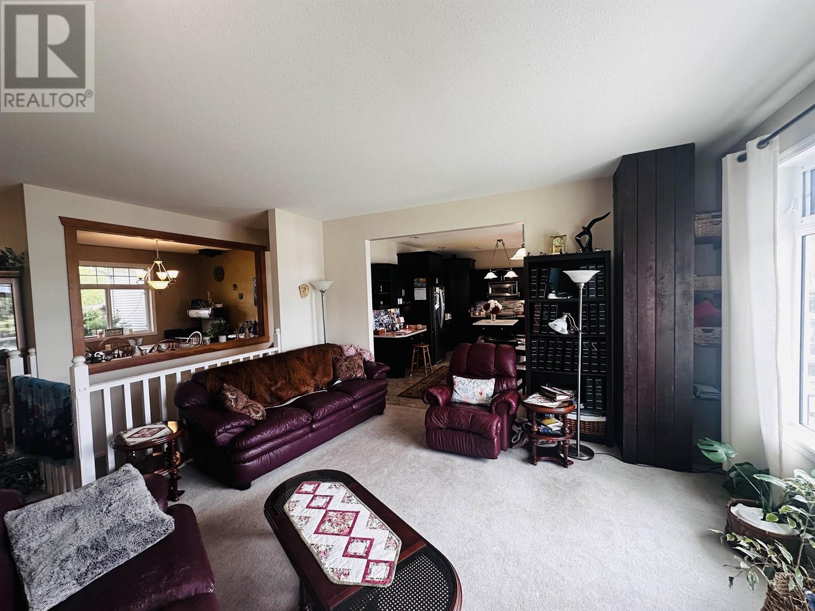 286 PIONEER Way, Burns Lake