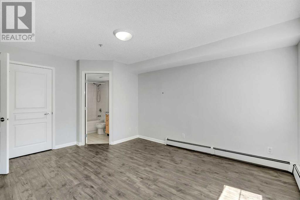 Single Family House for Sale in   Richard Court SW Lincoln Park Calgary 