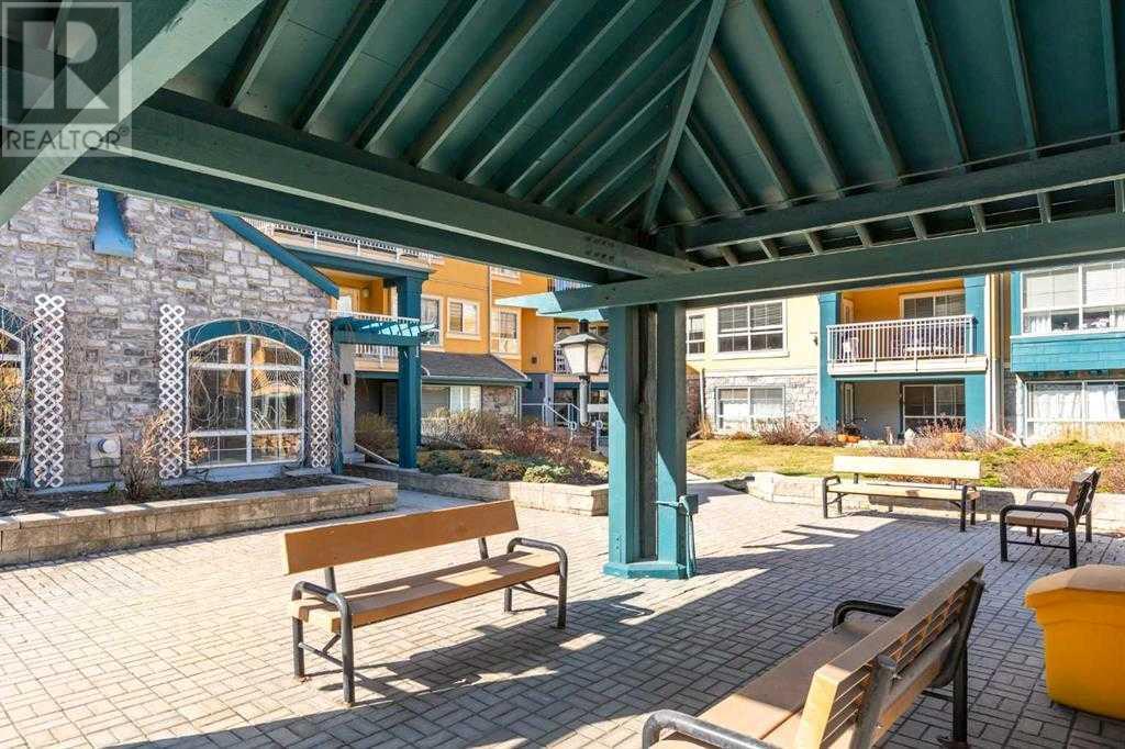 Single Family House for Sale in   Richard Court SW Lincoln Park Calgary 