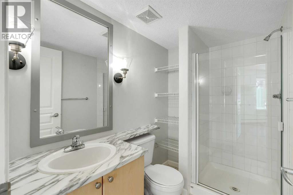 Single Family House for Sale in   Richard Court SW Lincoln Park Calgary 
