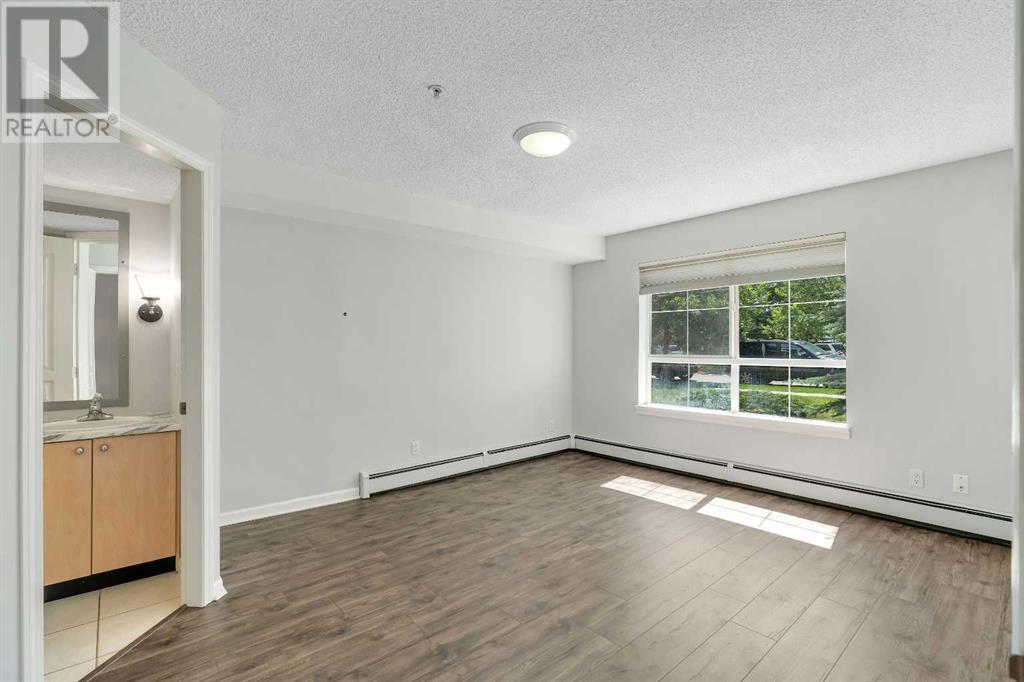 Single Family House for Sale in   Richard Court SW Lincoln Park Calgary 