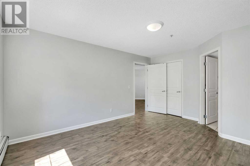 Single Family House for Sale in   Richard Court SW Lincoln Park Calgary 