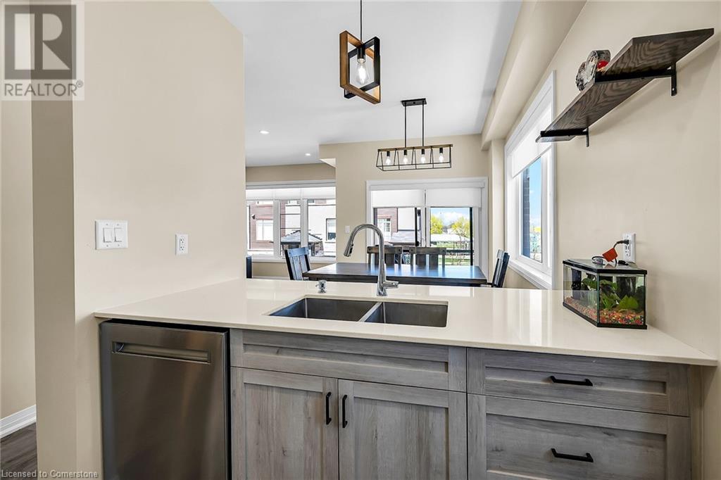 Photo 18 of 575 Woodward Avenue Unit 48, Hamilton ON