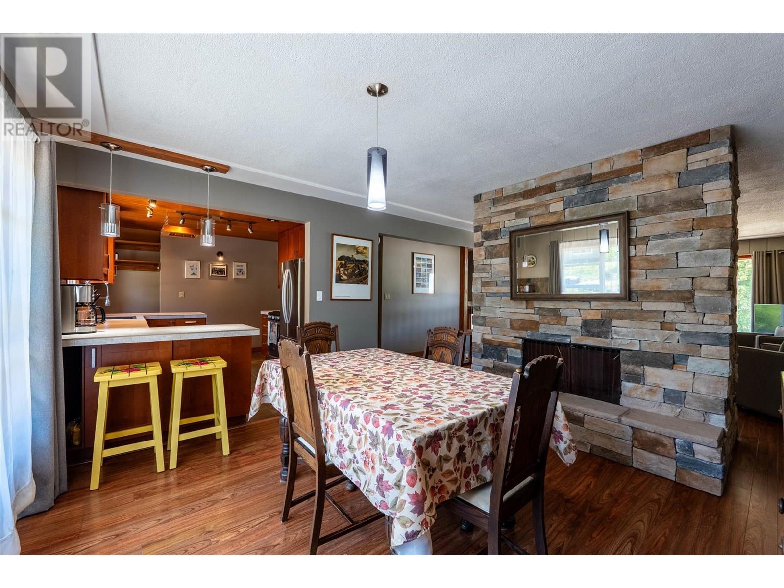 Photo 57 of 601 Mchardy Street, Nelson BC