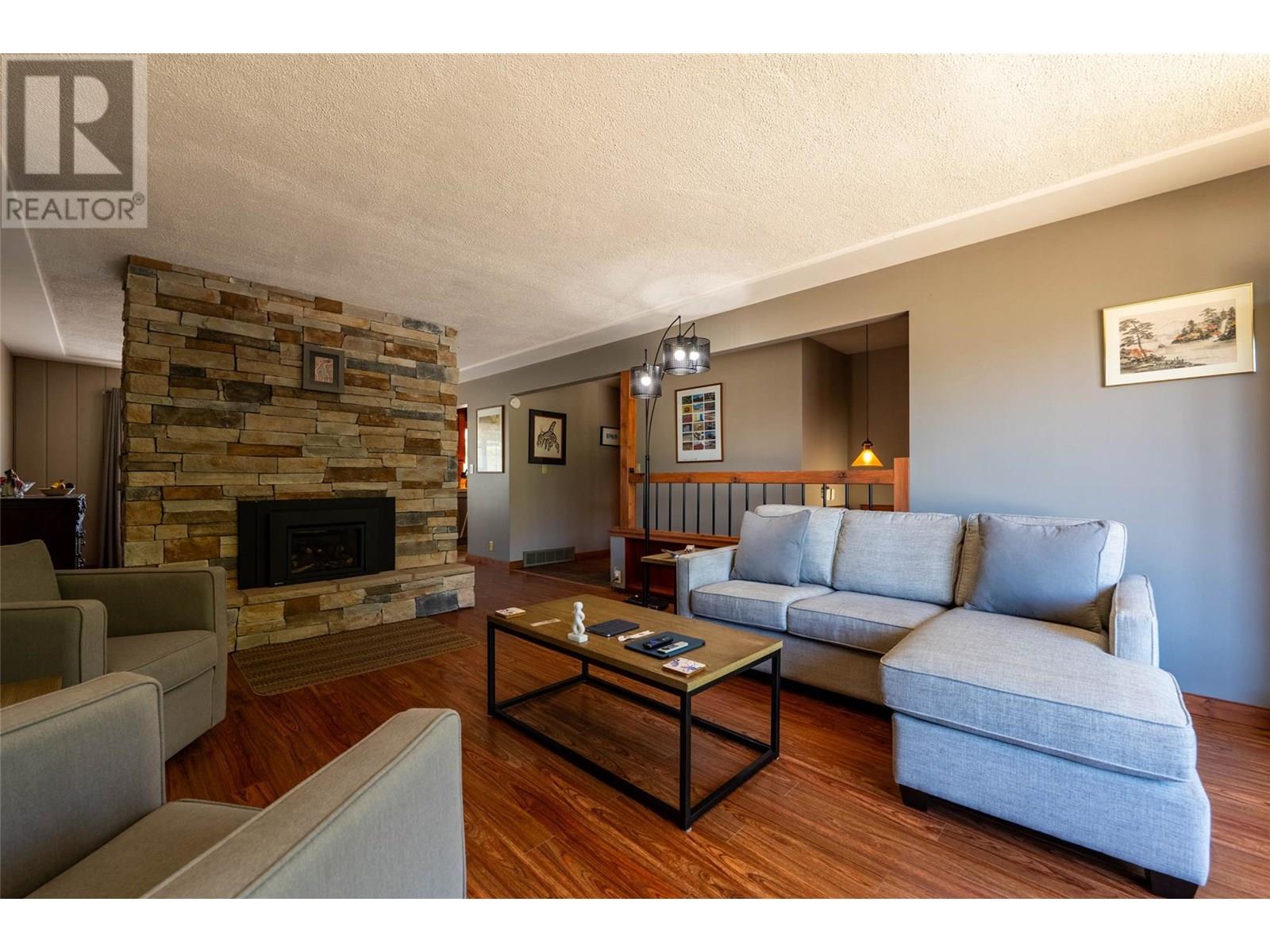 Photo 36 of 601 Mchardy Street, Nelson BC