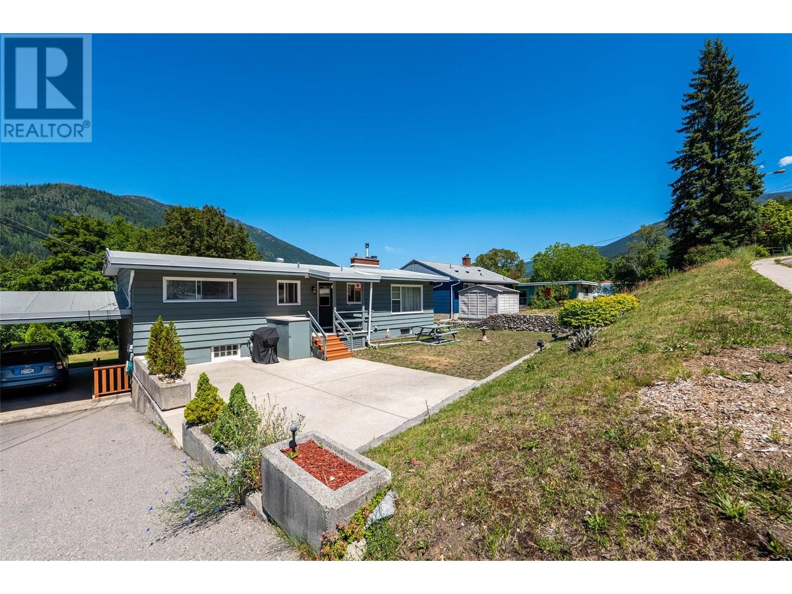 Photo 28 of 601 Mchardy Street, Nelson BC