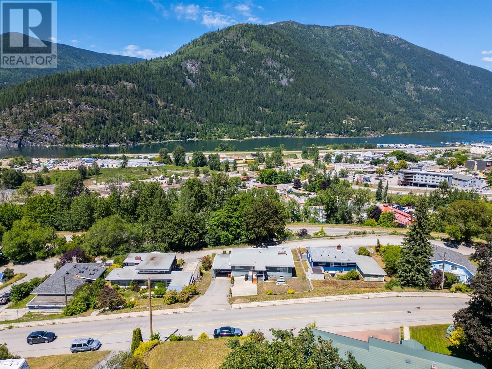 Photo 30 of 601 Mchardy Street, Nelson BC