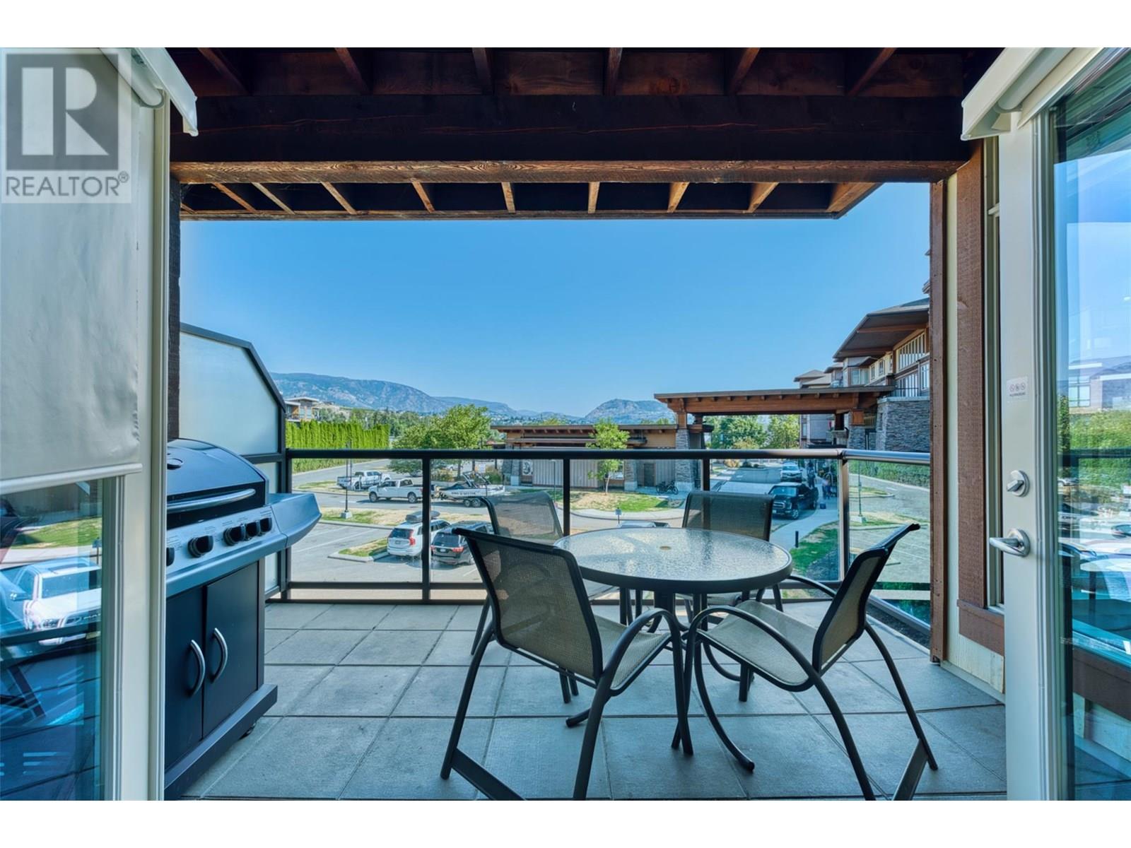 #241 4205 GELLATLY ROAD LOT# 75 - 27
