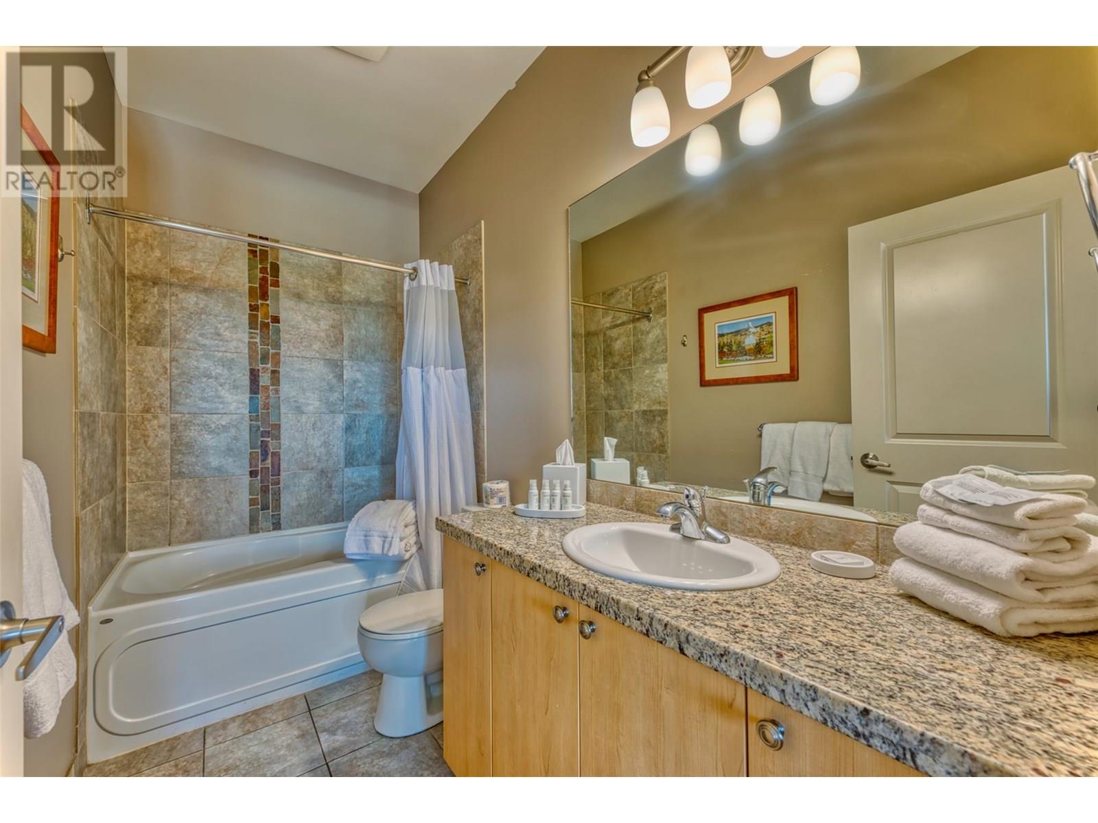 #241 4205 GELLATLY ROAD LOT# 75 - 29