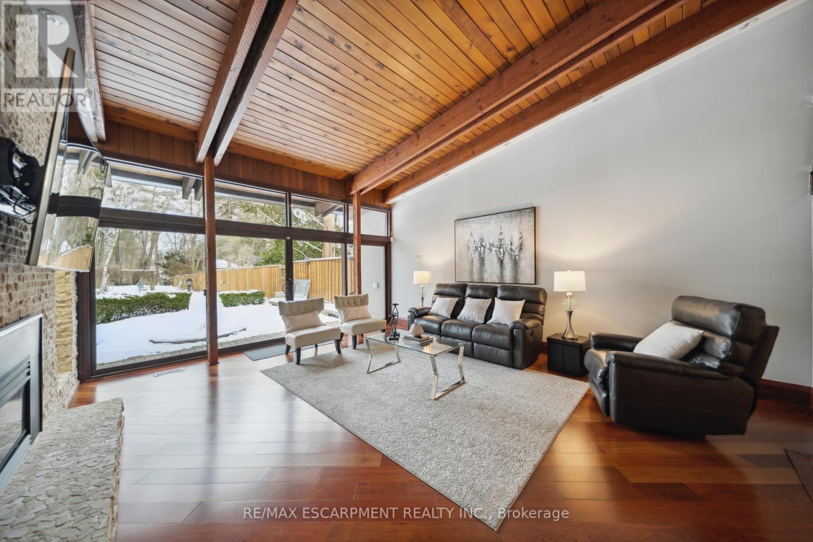 Photo 11 of 1569 Glenburnie Road, Mississauga ON