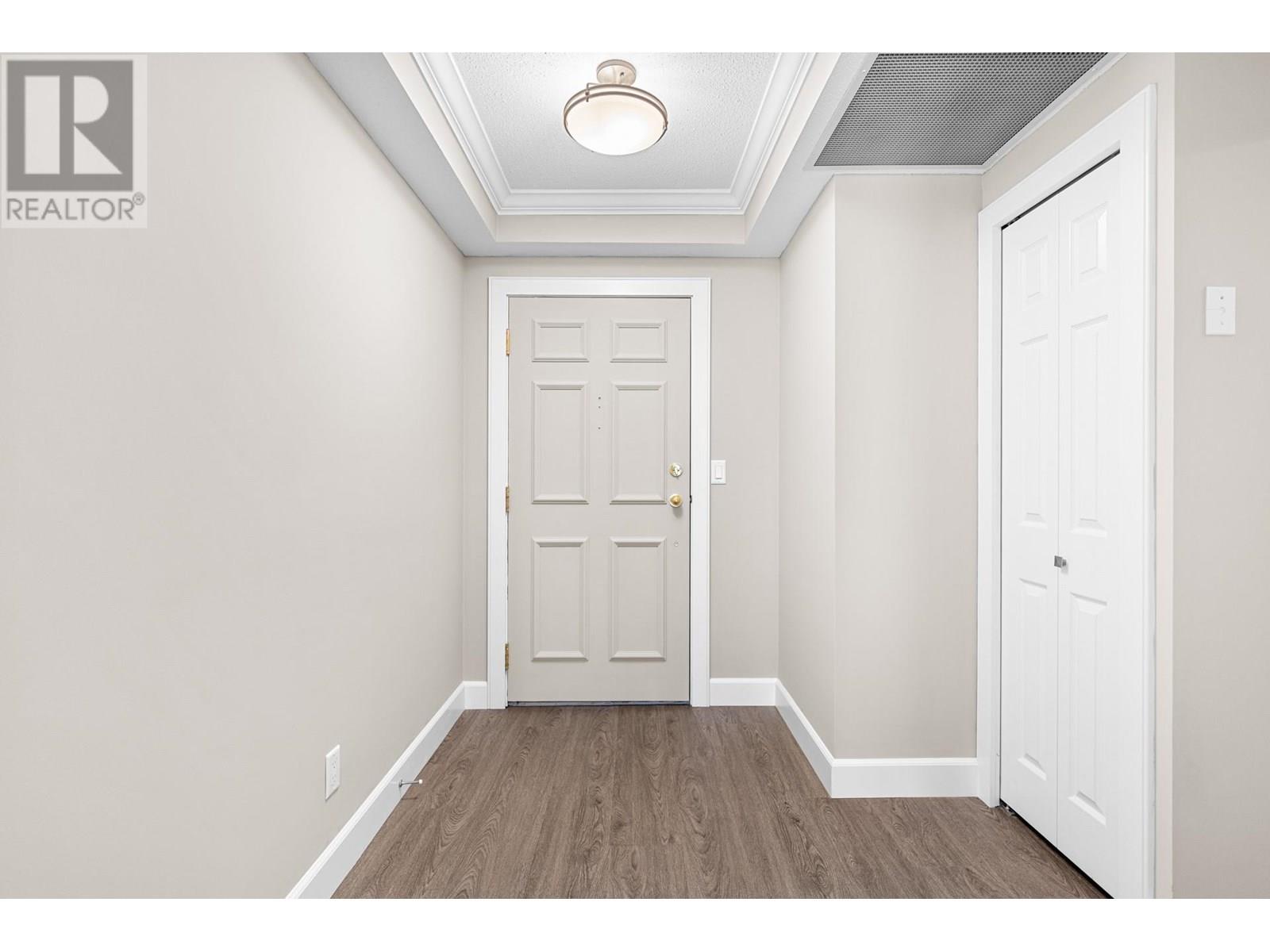 501 1152 Sunset Drive, Kelowna