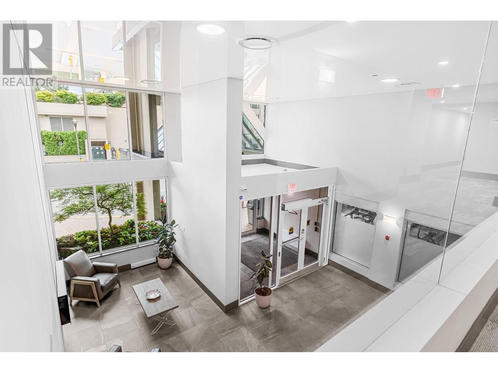501 1152 Sunset Drive, Kelowna