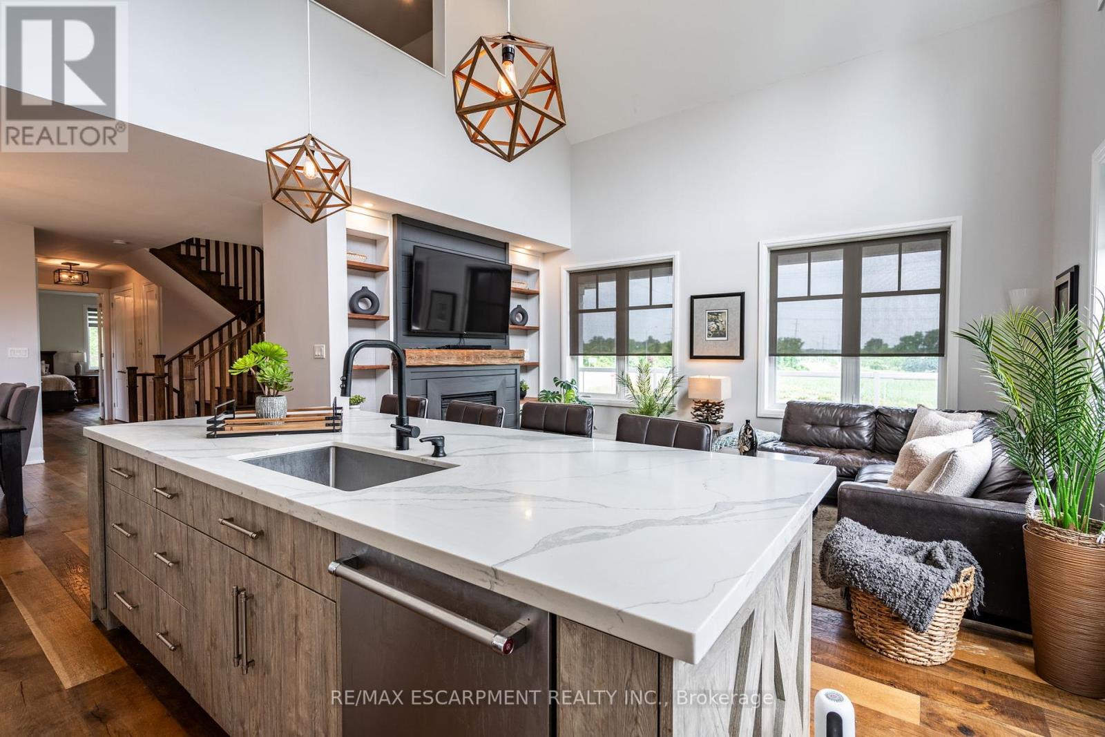 Photo 41 of 4 Concession 11 Road E, Hamilton ON