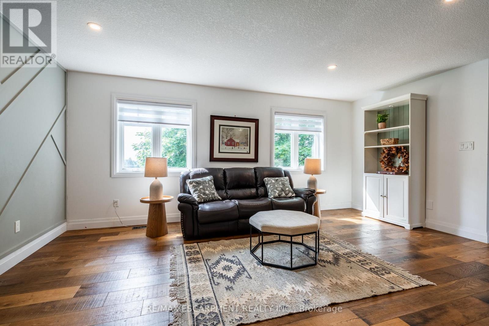 Photo 43 of 4 Concession 11 Road E, Hamilton ON