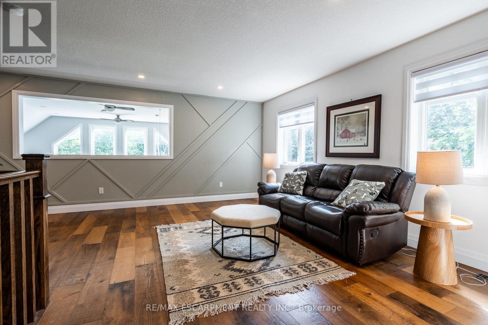 Photo 27 of 4 Concession 11 Road E, Hamilton ON