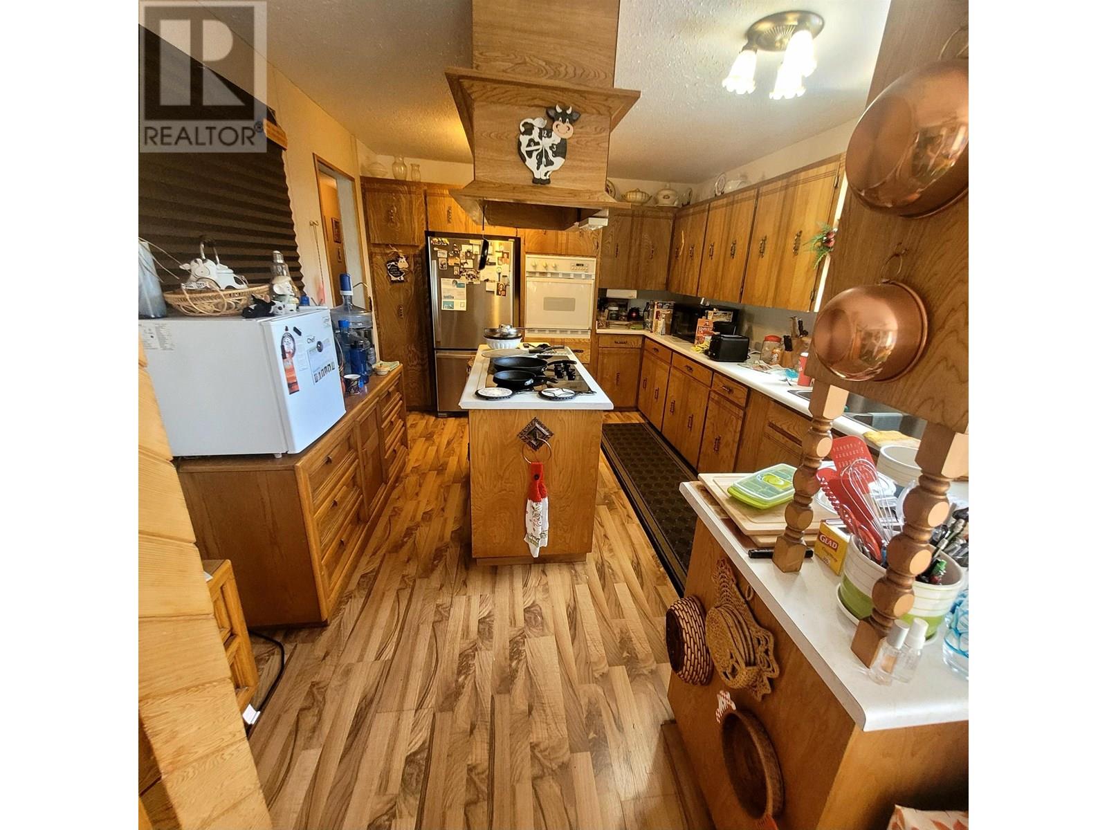 1735 168 MILE ROAD, Williams Lake
