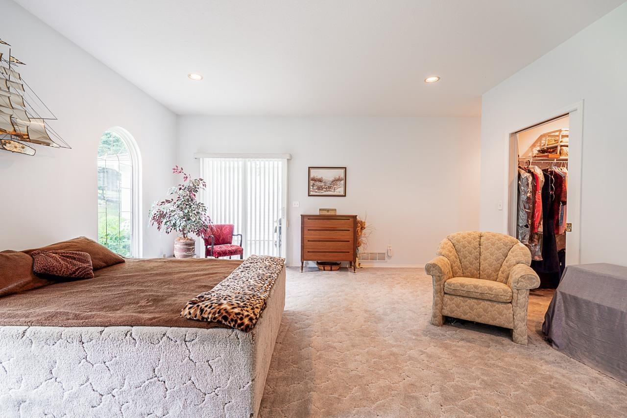 Photo 18 of 6260 240 Street, Langley BC