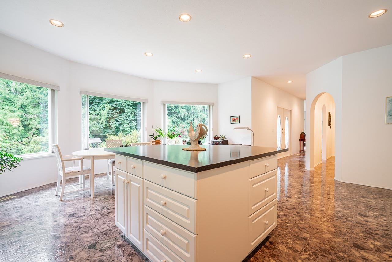 Photo 12 of 6260 240 Street, Langley BC