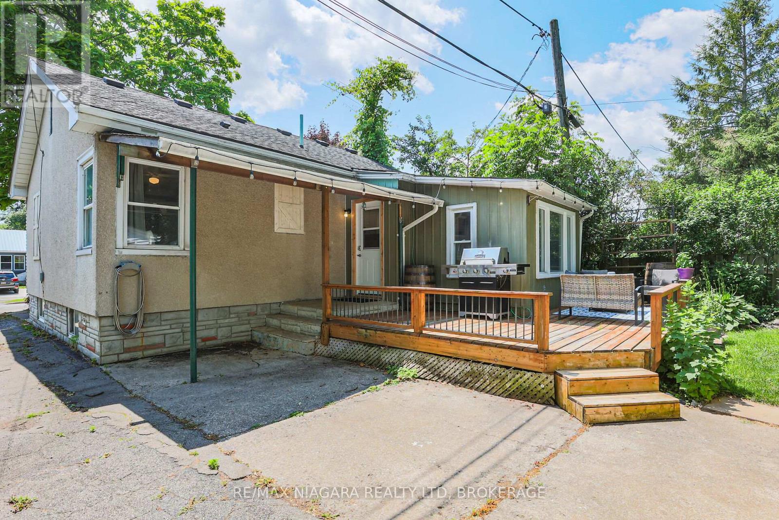 Photo 33 of 6253 Churchill Street, Niagara Falls ON