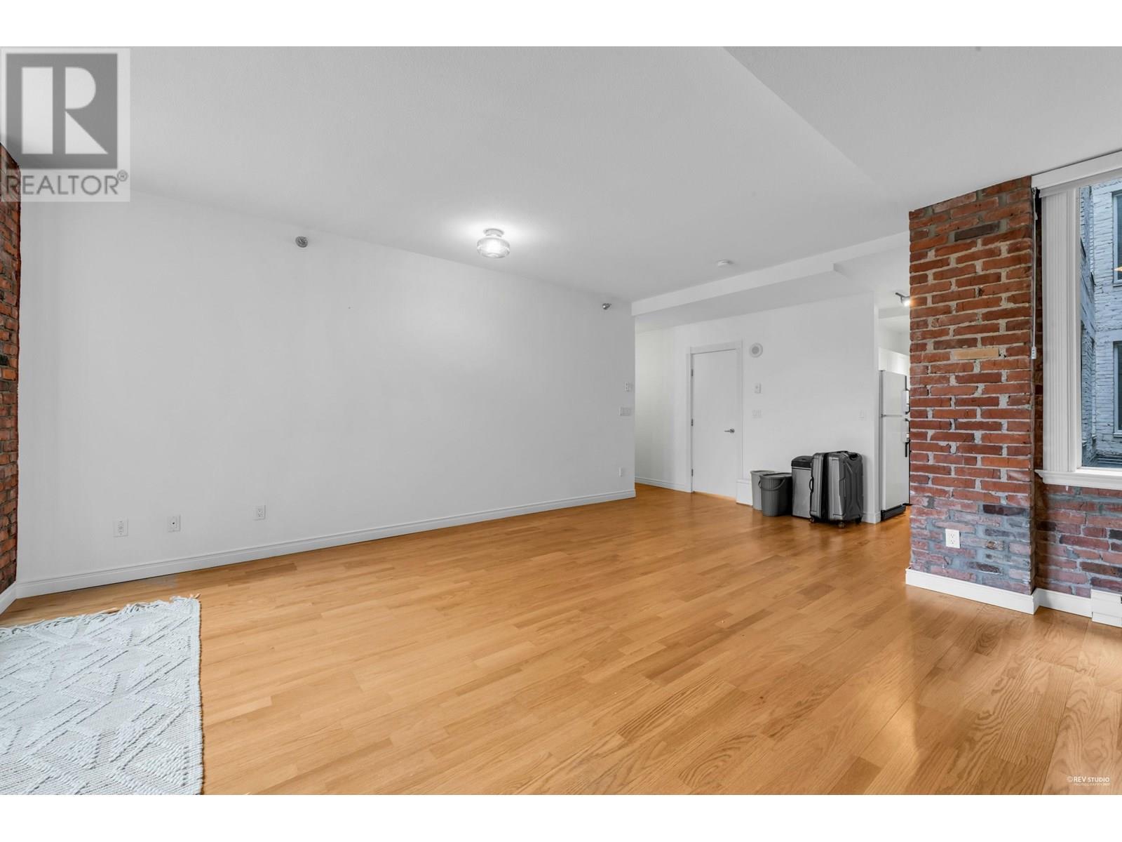 Photo 5 of 301 233 Abbott Street, Vancouver BC
