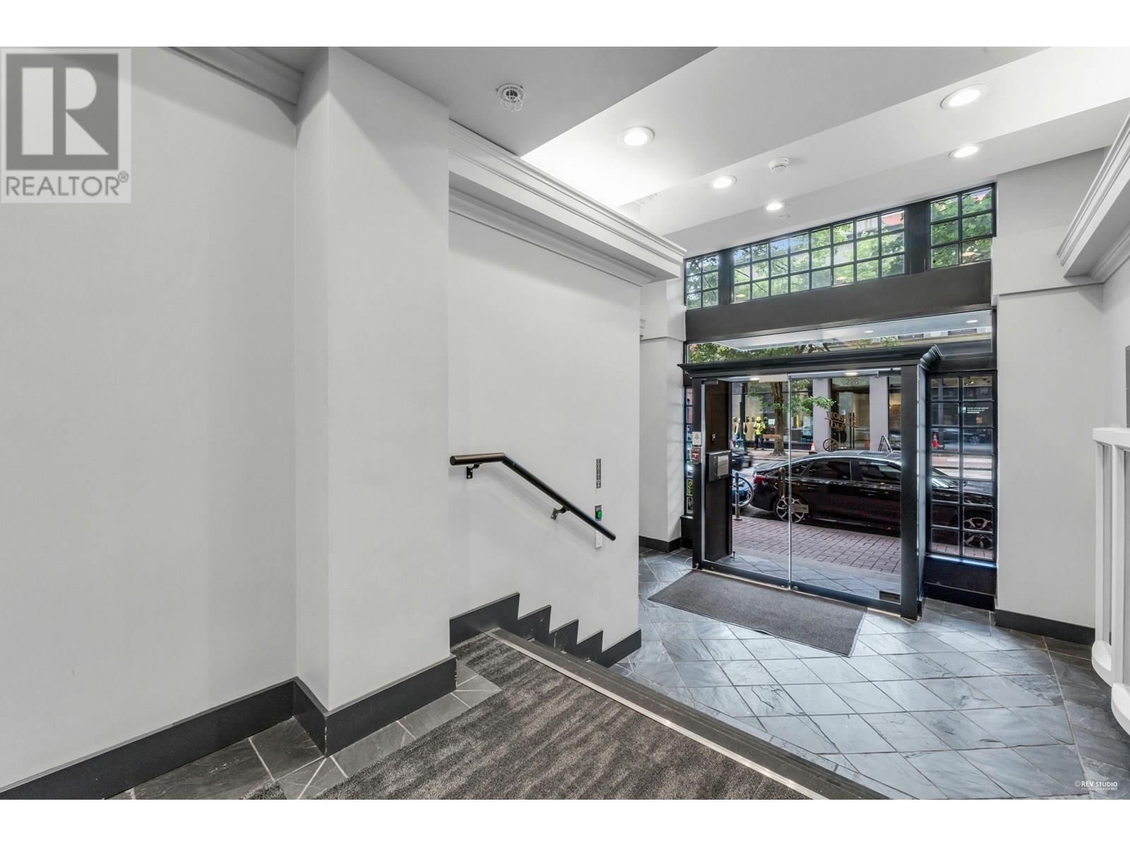 Photo 11 of 301 233 Abbott Street, Vancouver BC