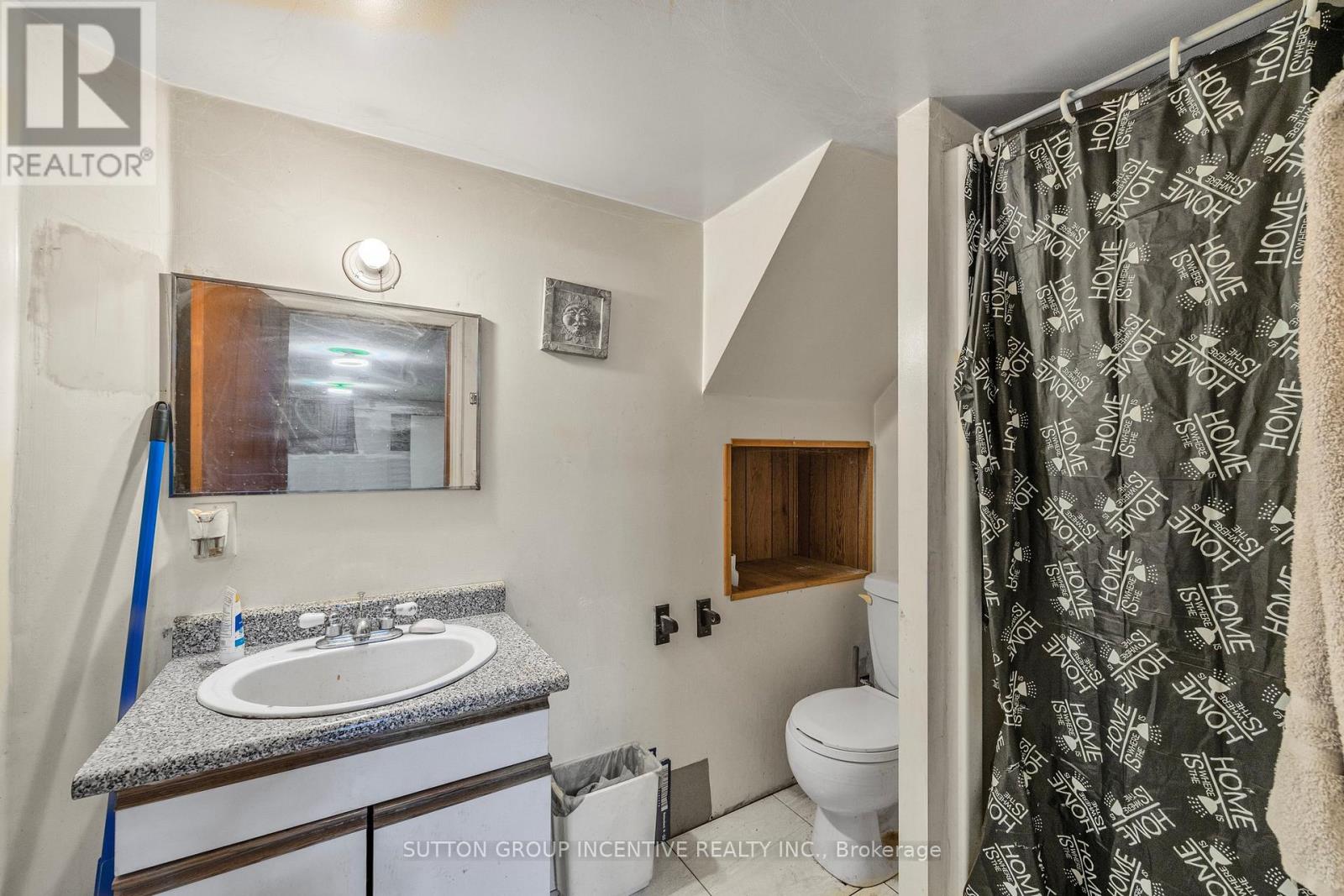 Photo 28 of 1213 Bayfield Street N, Springwater ON