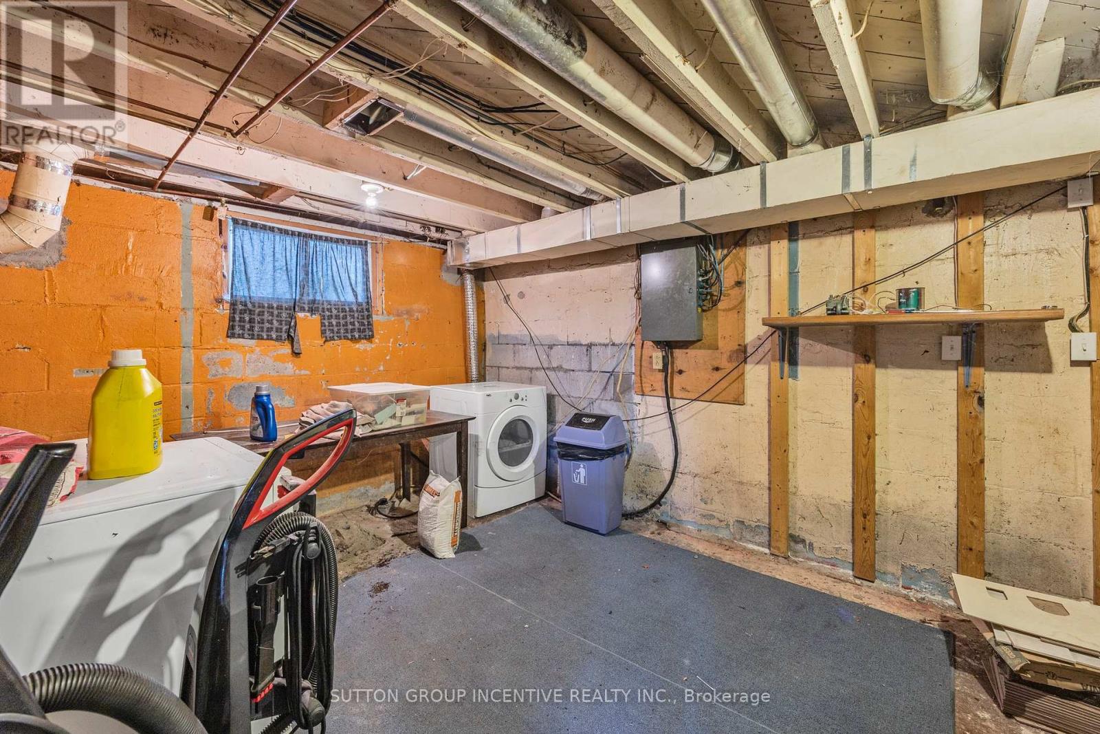 Photo 29 of 1213 Bayfield Street N, Springwater ON