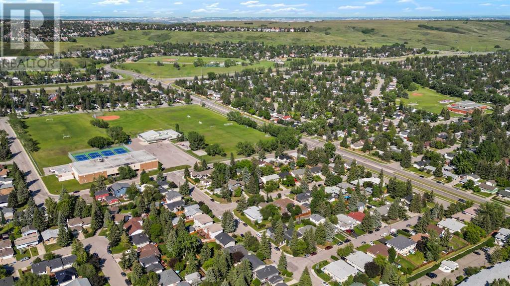 Single Family House Bungalow for Sale in  Dalrymple Crescent NW Dalhousie Calgary 