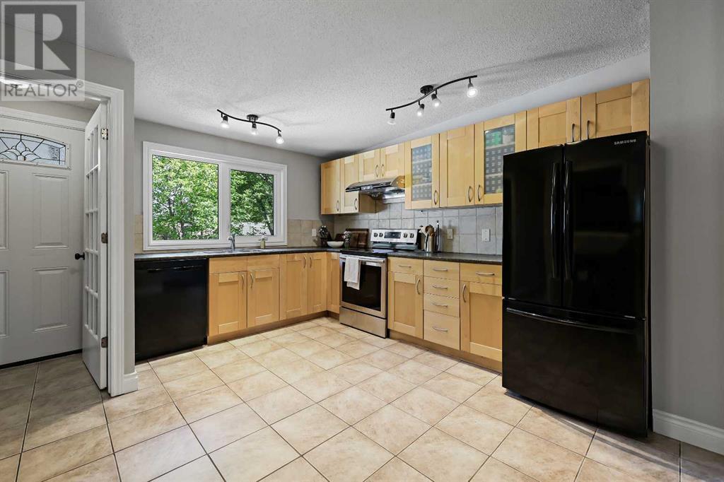 Single Family House Bungalow for Sale in  Dalrymple Crescent NW Dalhousie Calgary 