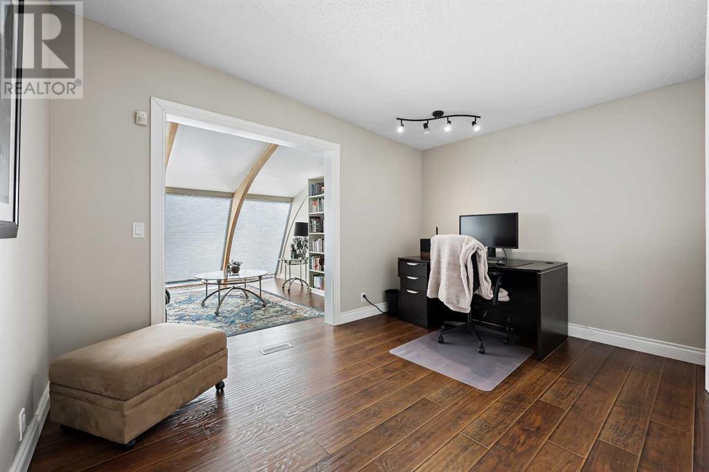 Single Family House Bungalow for Sale in  Dalrymple Crescent NW Dalhousie Calgary 