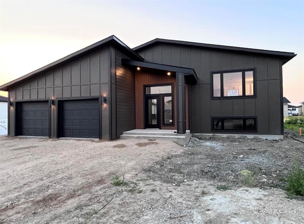 Photo 1 of 31 Parkside Crescent, Mitchell MB