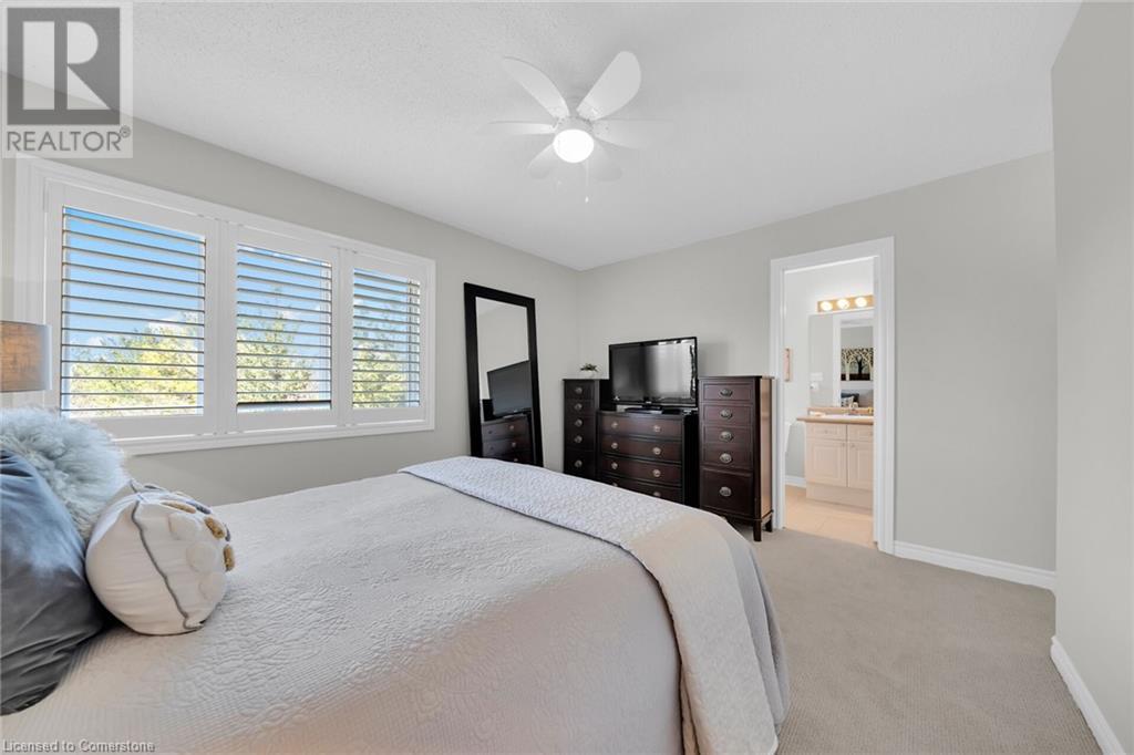 Photo 42 of 300 Ravineview Way Unit 41, Oakville ON