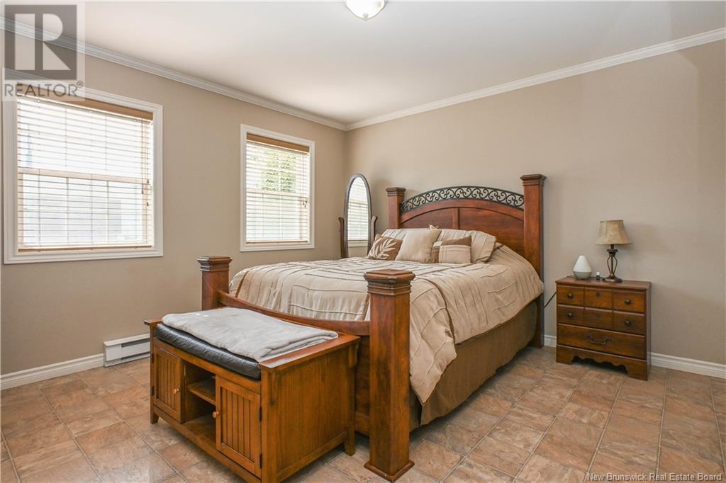 Photo 14 of 158 3 E Rue Street, Shippagan NB