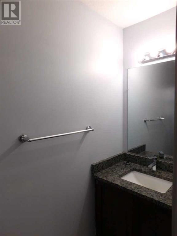 Photo 8 of 7017 50 Avenue, Camrose AB