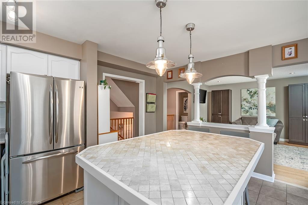 Photo 12 of 5586 Churchill Meadows Boulevard, Mississauga ON
